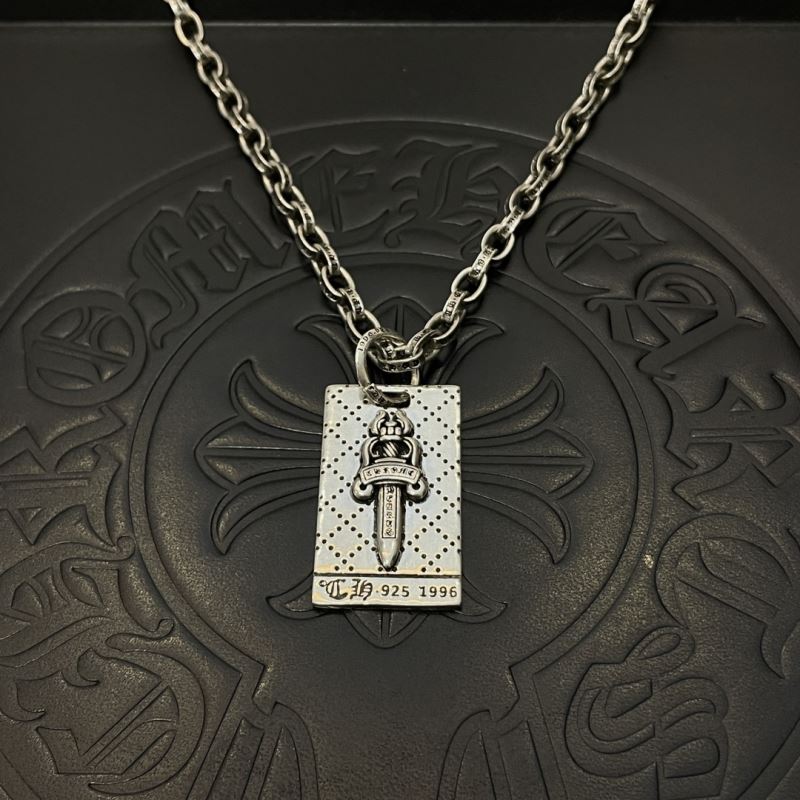 Ch*0me He**ts necklaces